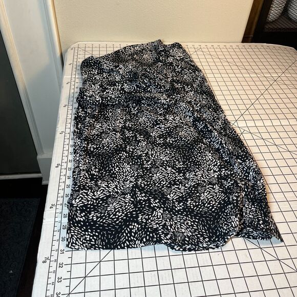 Catherines Womens 4X Black White Button Down Top Shirt Blouse Roll Tab Office - Picture 7 of 9